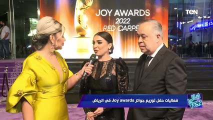 بيتقالك يا عمري في البيت؟.. رد مفاجأة وكوميدي من أشرف زكي على سؤال بوسي شلبي