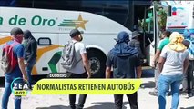Normalistas retienen autobús en Chilpancingo, Guerrero