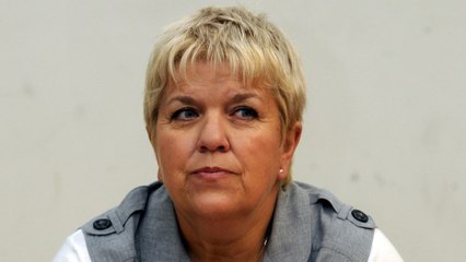 Mimie Mathy : tout juste sortie de son opération, elle donne enfin de ses nouvelles !