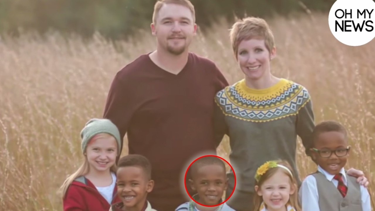 Ce couple adopte 3 enfants... Mais lorsque la voisine apprend ce qu'ils font, elle intervient immédiatement !