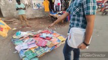 4 T - Shirts for just Rs 100 at new delhi railway station market | Exploring chandni chowk