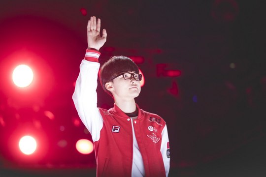 League of Legends : départ massif chez SKT T1, Faker restera-t-il ?