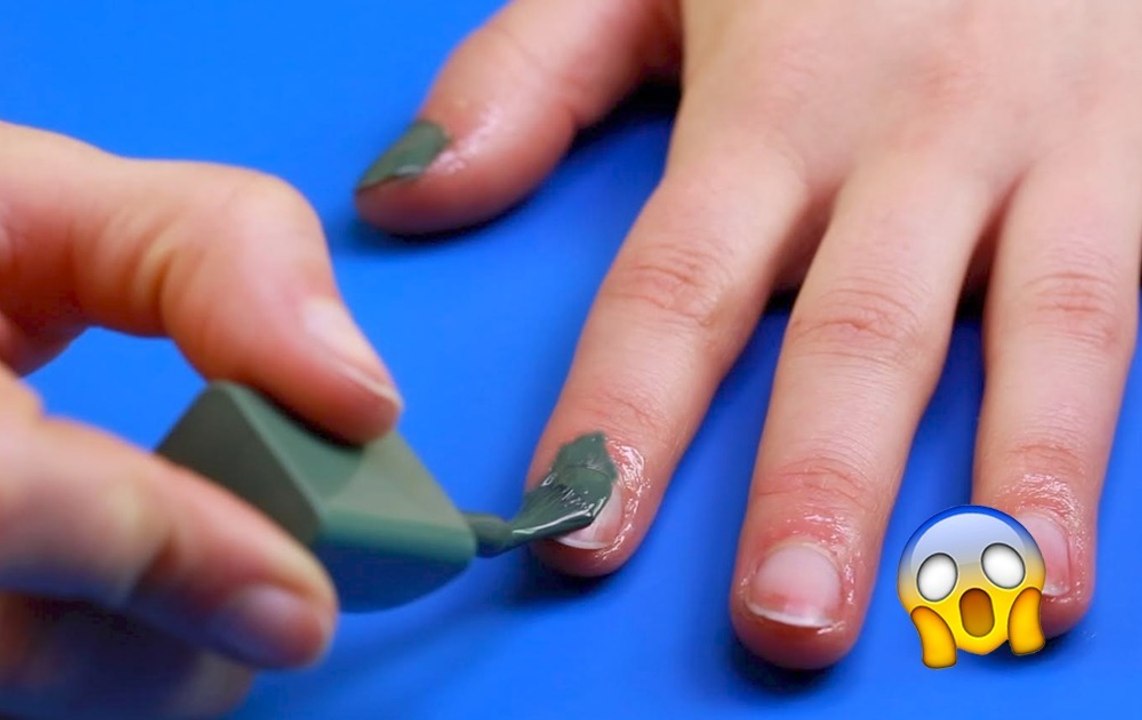 Astuce beauté : l'astuce de la vaseline pour poser son vernis sans déborder