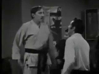 On The Buses  S2/E3  'Self Defence'  Reg Varney • Doris Hare • Anna Karen • Stephen Lewis