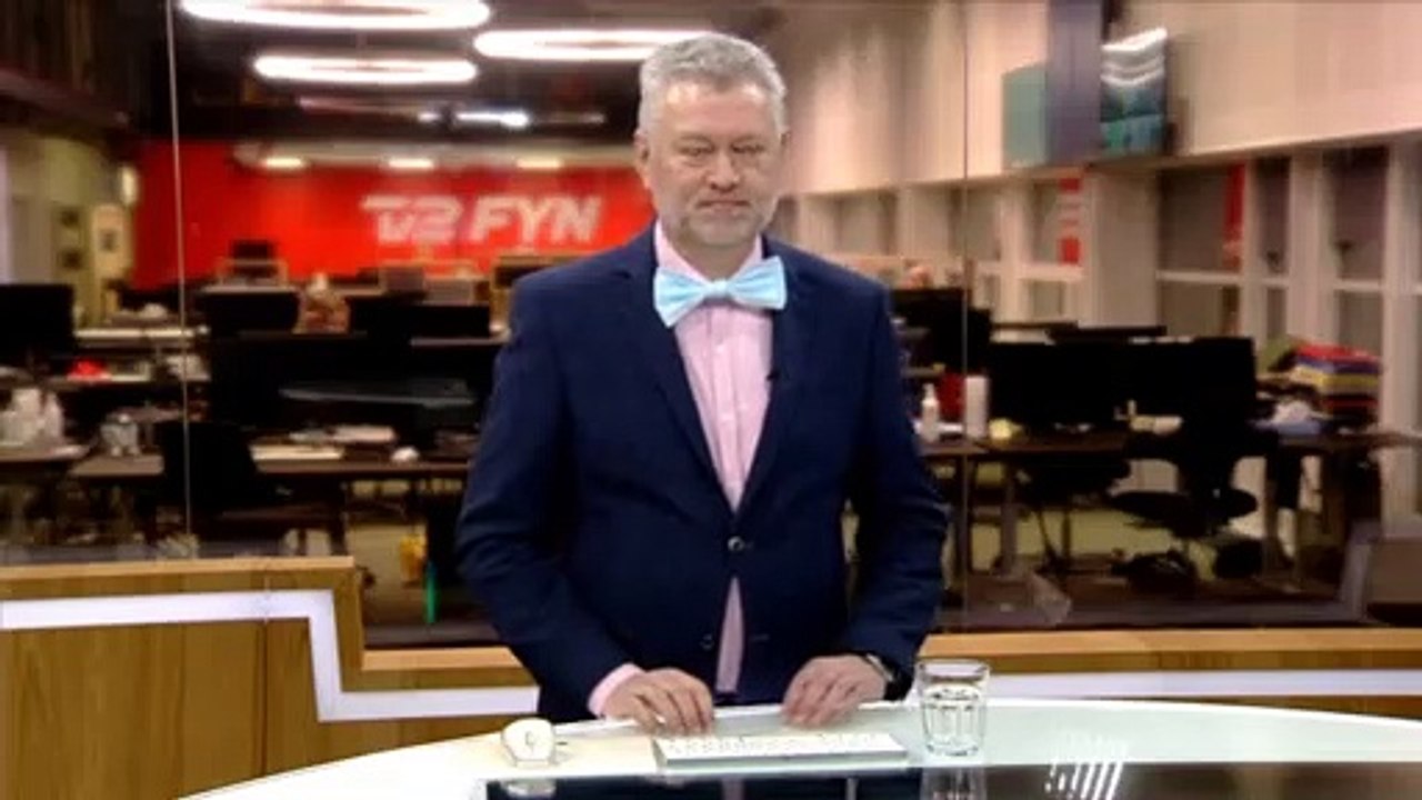 NYHEDSVÆRT | Preben Dahl med mundbind-butterfly | 1 Februar 2022 | TV2 FYN @ TV2 Danmark