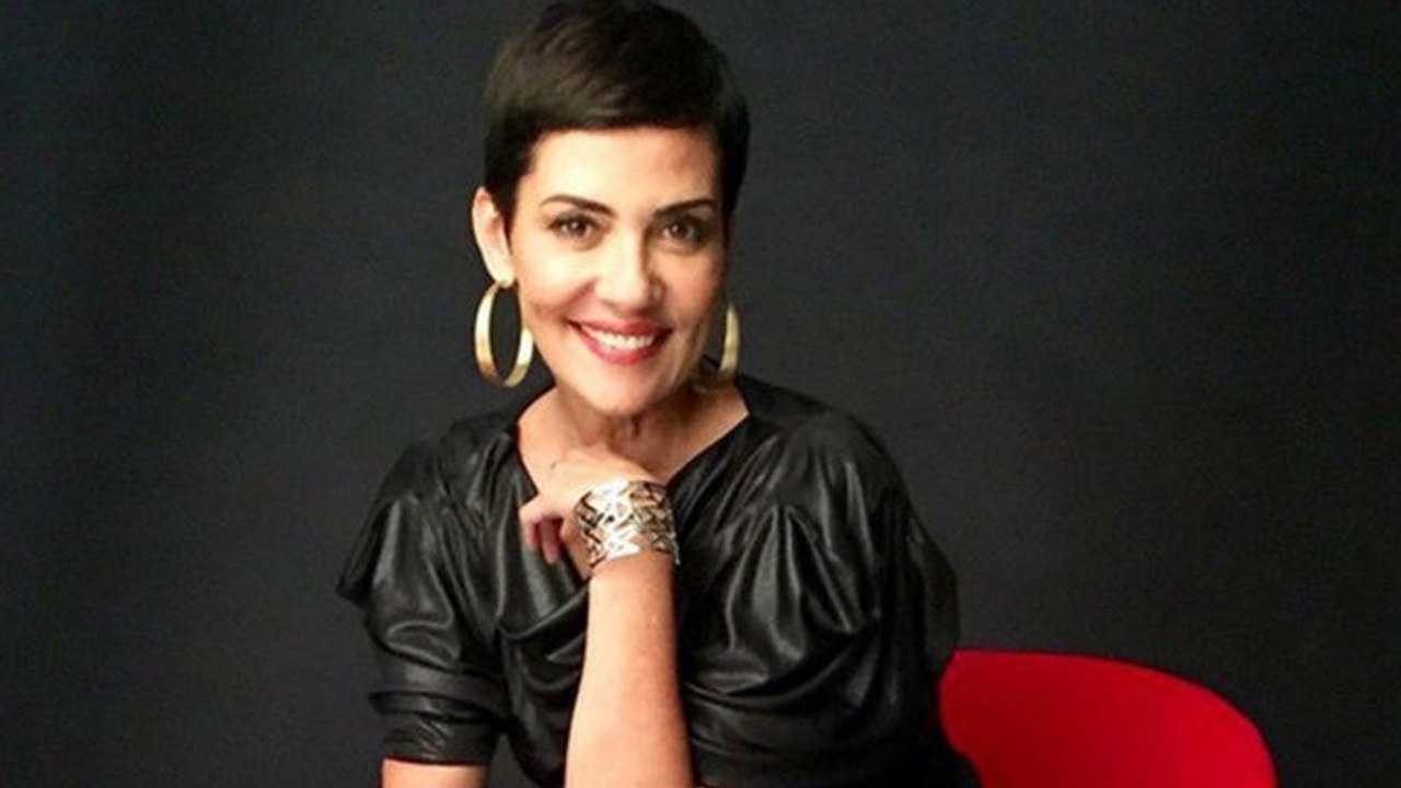 Cristina Cordula poste une photo d'elle sur internet et provoque une avalanche de commentaires !