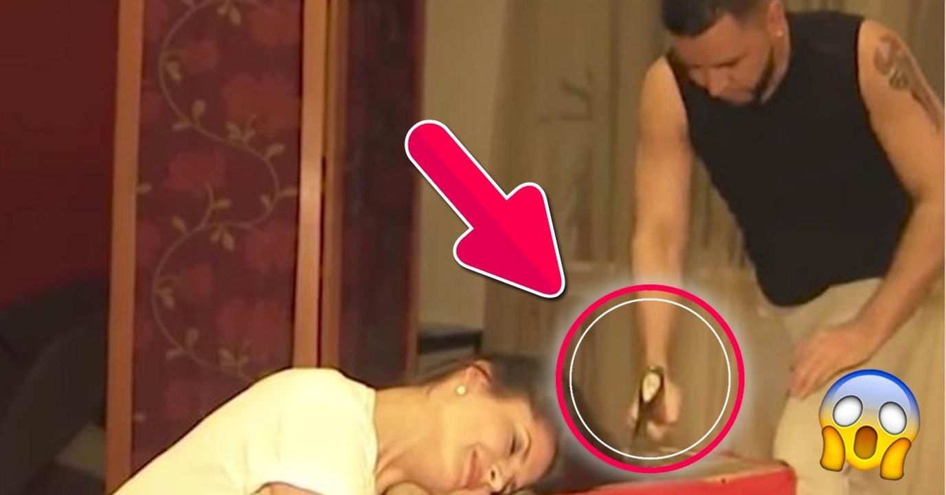 Coiffure : ce coiffeur russe surnommé le "Sweeney Todd de Sibérie" coupe les cheveux à la hache