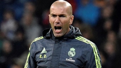 Zinédine Zidane : l'épouse du célèbre footballeur se dévoile en maillot de bain entourée de ses fils
