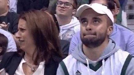 La kiss cam s'arrête sur ce couple, mais découvrez pourquoi elle les a mis dans l'embarras