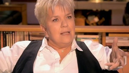 Mimie Mathy : elle se confie 6 mois après l'opération de son hernie discale
