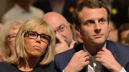 Voilà pourquoi Pamela Anderson veut absolument dîner avec Emmanuel et Brigitte Macron