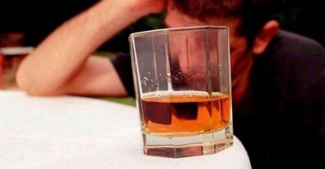 Les cocktails à la codéine, une tendance chez les jeunes qui effraie les autorités sanitaires