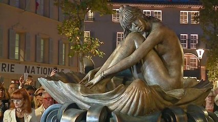 Cette statue de Brigitte Bardot fait polémique à Saint Tropez