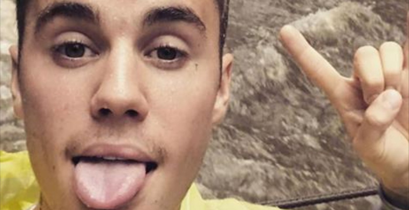 Justin Bieber présente son énorme tatouage sur le torse et les fans n'aiment pas du tout