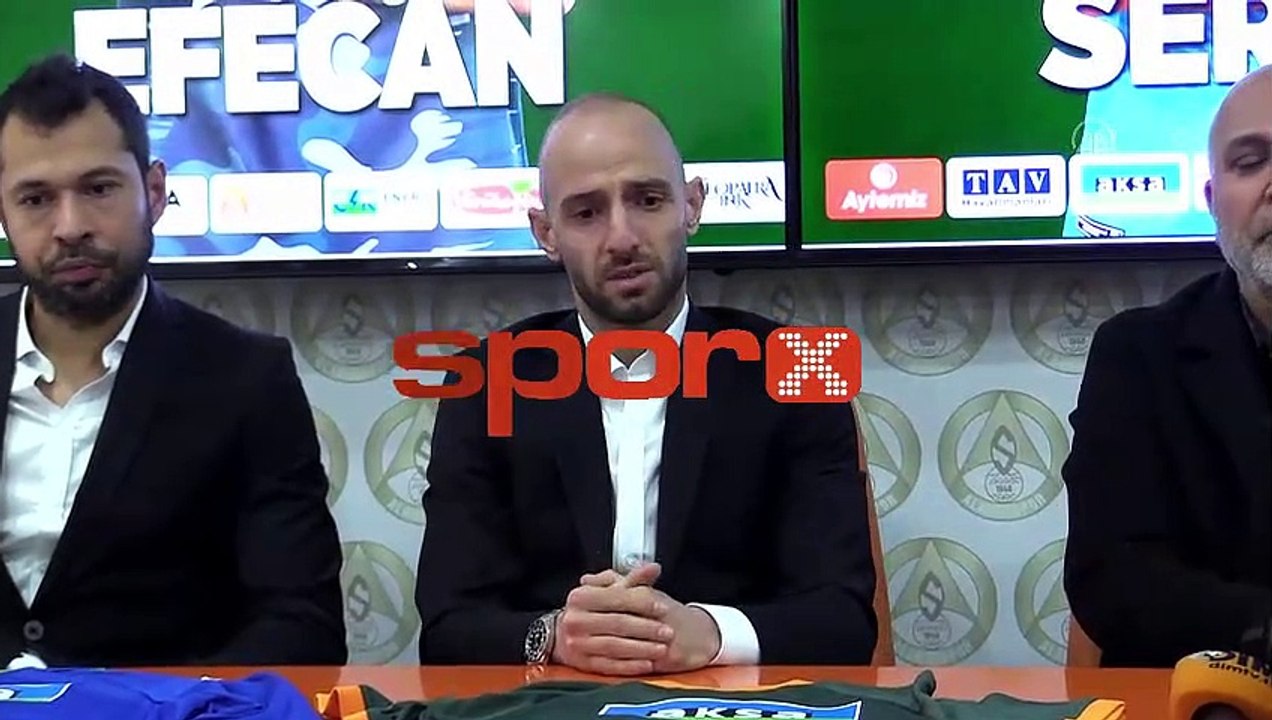 Efecan Karaca: "Zor bir hafta oldu"