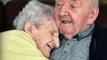 A 98 ans, elle emménage dans la maison de retraite de son fils de 80 ans... pour s'occuper de lui