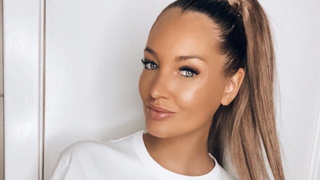 VOICI : Aurélie Dotremont est célibataire : éprouvée par sa rupture amoureuse, elle livre un message poignant