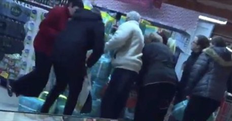 Après le Nutella... des émeutes éclatent dans les supermarchés pour des couches en promo !