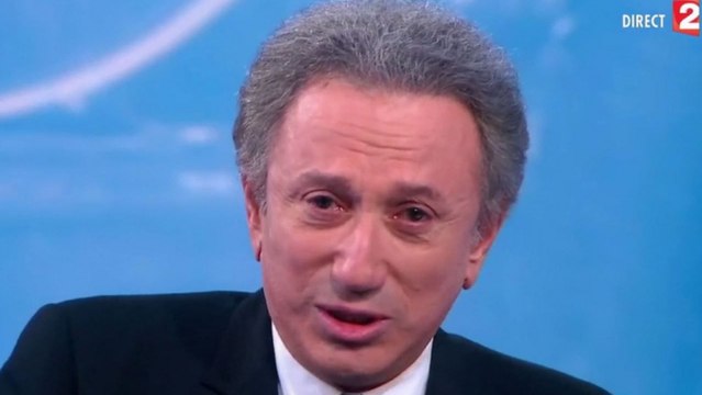 Michel Drucker fond en larmes à la fin de son hommage à Johnny