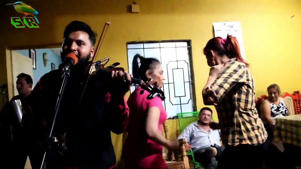 Chanchona Hermanos Delcid -Tiernas Mentiras (C) San Miguel 2020