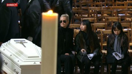 Pourquoi le cercueil de Johnny Hallyday était blanc ?