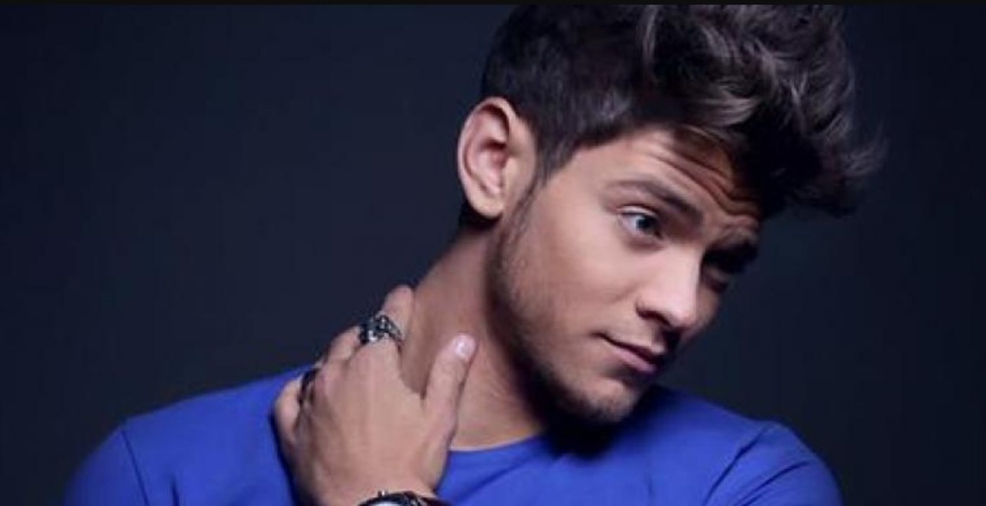 Rayane Bensetti se confie depuis hier avec plusieurs messages alarmants !