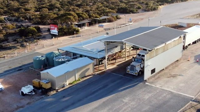 Hundreds arriving in WA as travel exemptions expanded