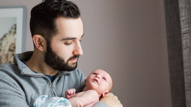 Près d'un homme sur trois aurait préféré ne pas assister à la naissance de leur bébé