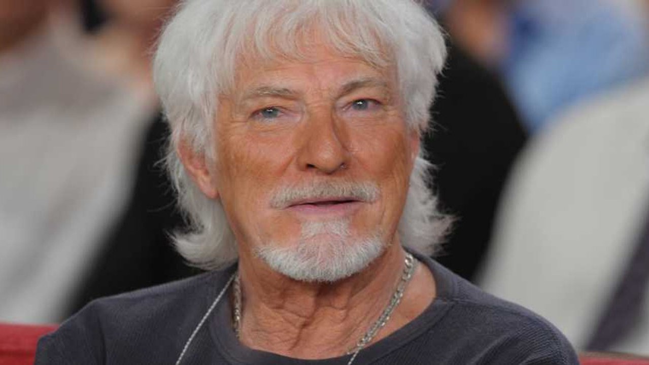 Hugues Aufray donne son avis sur la polémique qui déchire le clan Hallyday