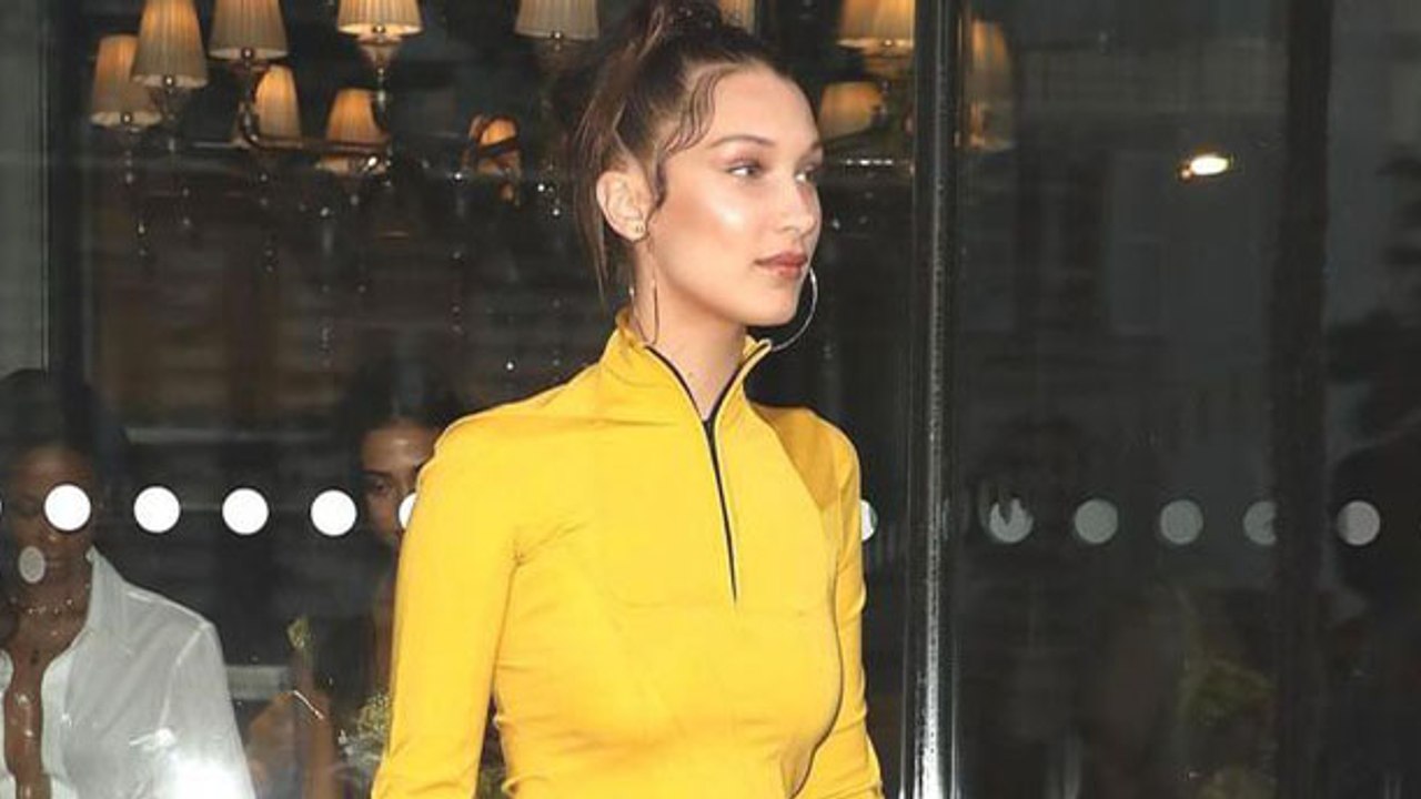 Bella Hadid laisse entrevoir ses fesses dans les rues de Paris : le jean troué qui a donné chaud aux passants