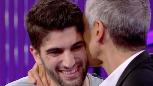 Vous êtes un grand Monsieur : l'émotion de Nagui face à l'élimination de Kevin, le plus grand champion de N'oubliez pas les paroles