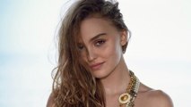 Lily-Rose Depp, plus envoûtante que jamais, tombe (encore) le haut