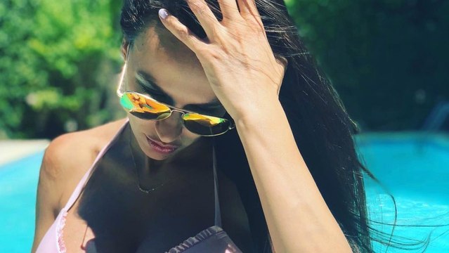 Julie Ricci (Secret Story 4) : enceinte, elle est choquée de la taille de sa poitrine