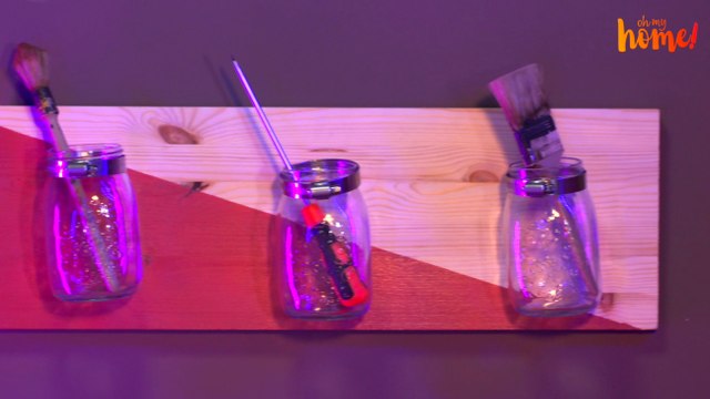 DIY : réaliser une étagère de rangement à l’aide de bocaux