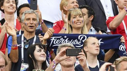 Mondial 2018 : l'étrange moyen de communication entre Nagui et Didier Deschamps durant la finale
