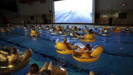 Au Havre, il est possible de se faire un "ciné-piscine"