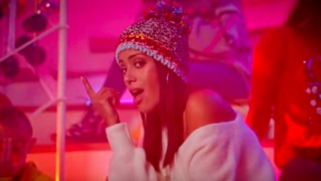 Amel Bent parodie Djadja d'Aya Nakamura