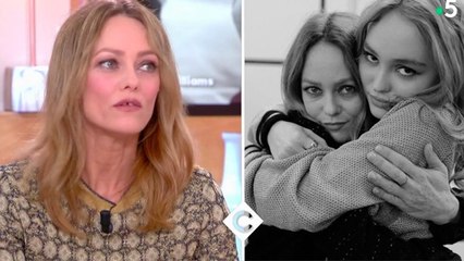 Vanessa Paradis a les larmes aux yeux devant la déclaration d'amour de sa fille