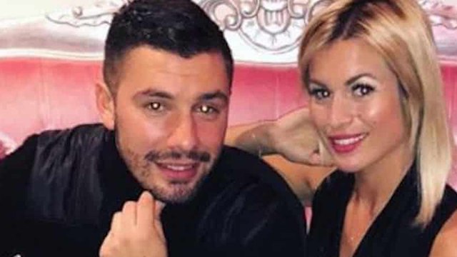 Carla et Kévin (LMEA) en couple ? Ils se sont embrassés pour le nouvel an !