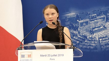 Greta Thunberg tire la sonnette d’alarme pour la planète à l’Assemblée Nationale (vidéo)