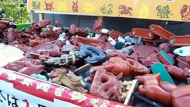 Throwing Away Art in Japan