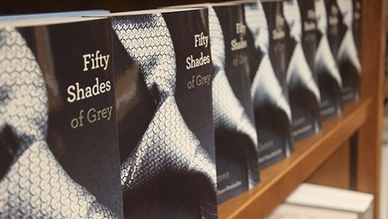 L'auteure de 50 Nuances de Grey sort un nouveau livre encore plus osé !