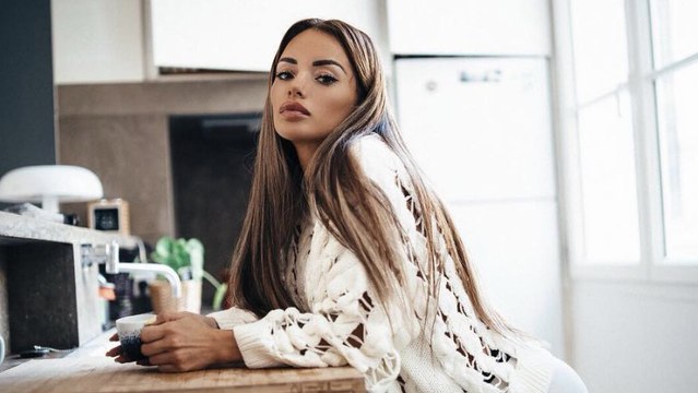 Les Anges 8 : Aurélie Preston dévoile son nouveau clip S*x on the Beach (VIDÉO)