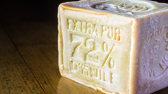 Ces produits écolos à absolument avoir chez soi pour nettoyer son intérieur !