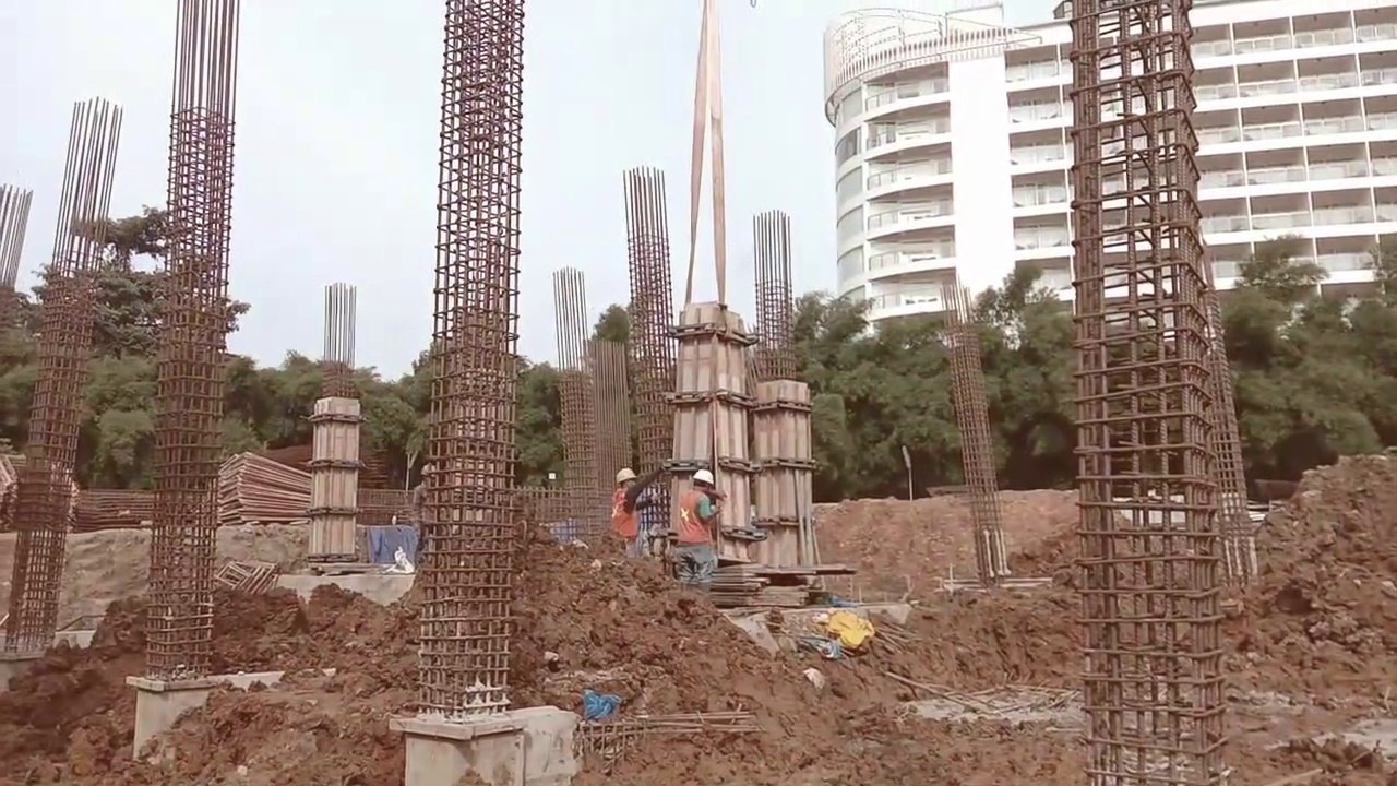 Pemasangan begisting kolom