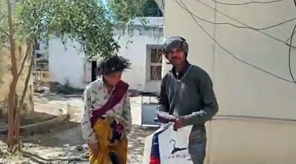 वीडियो - लाख रुपए चुराने के बाद जश्न मनाया चोरों ने