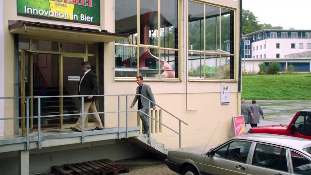 Die Rosenheim-Cops (304) Staffel 14 Folge 12 - Eine Leiche zum Bier