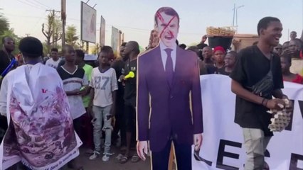Au Mali, des milliers de manifestants protestent contre la France