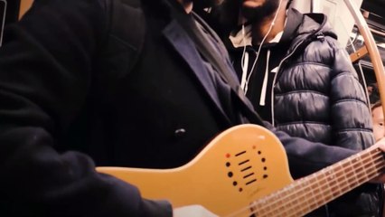 Une demande en mariage dans le métro bruxellois...