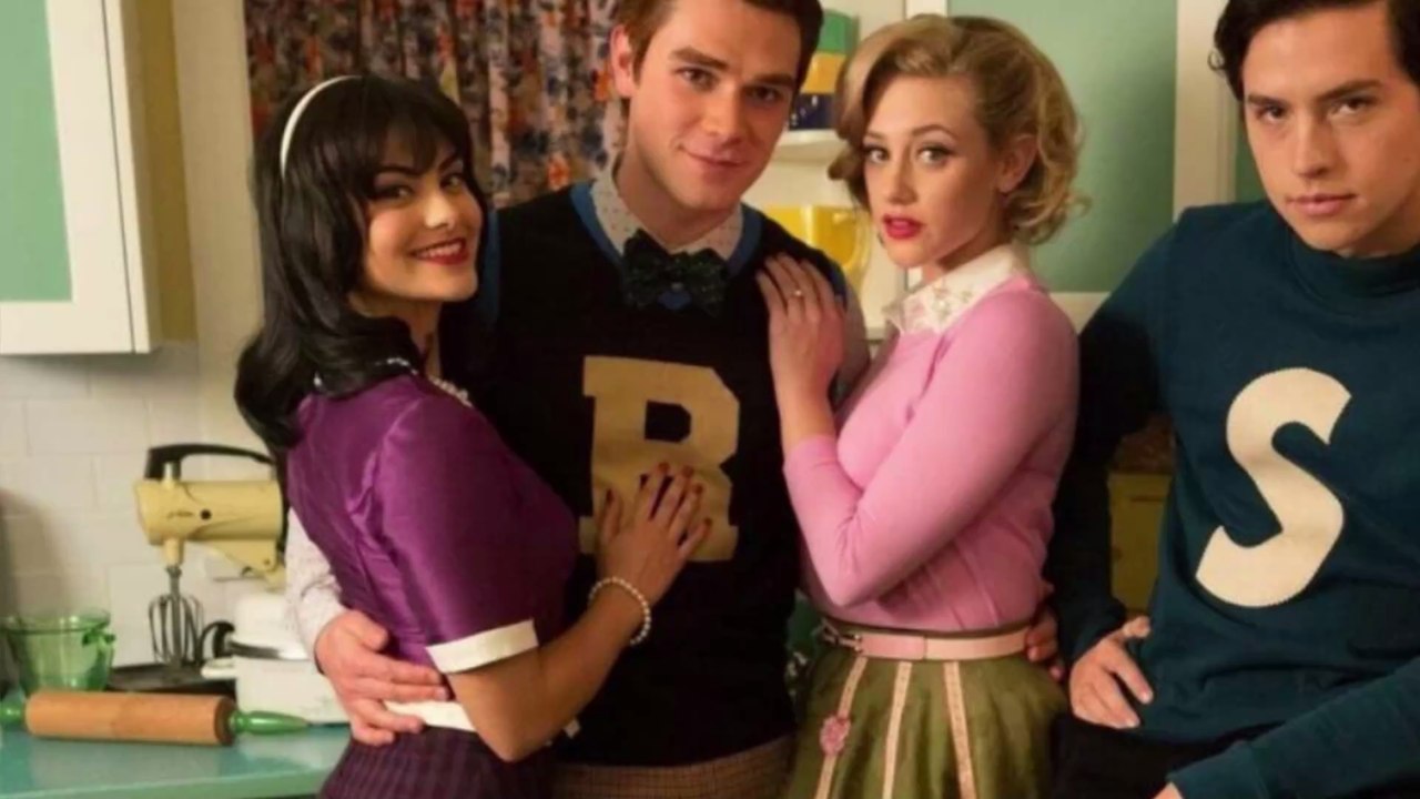 Riverdale : découvrez à quoi ressemblent les pe...